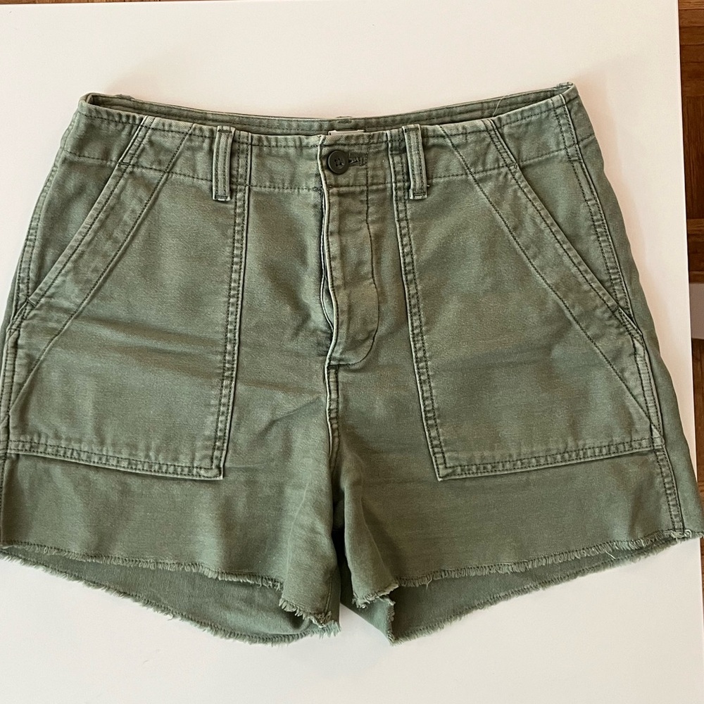 Gap green Utility Short